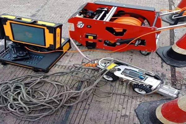 云溪CCTV管道检测机器人